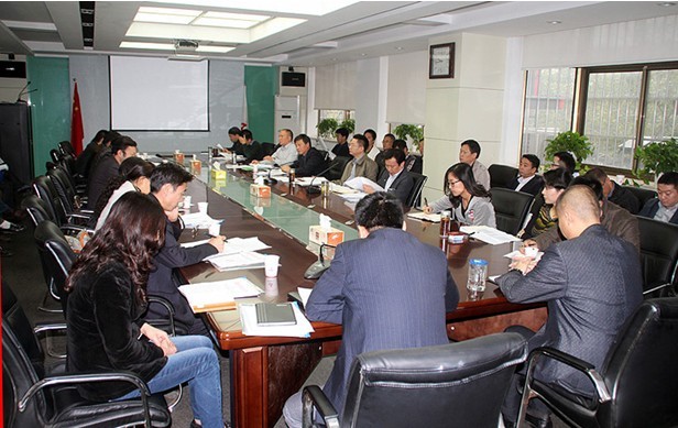 365英国上市召开2014年度周全预算治理事情安排会 