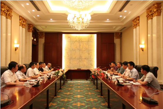 集团公司与海螺集团签署水泥供销战略相助协议