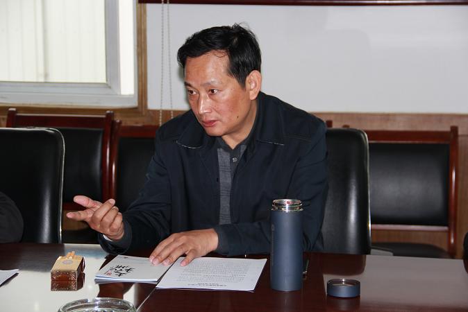 集团公司纪委书记牛曙东一行到省建机公司举行清廉文化树模点检查指导事情