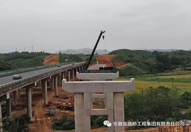 向双节时代奋战在施工一线的路桥集团员工们致敬