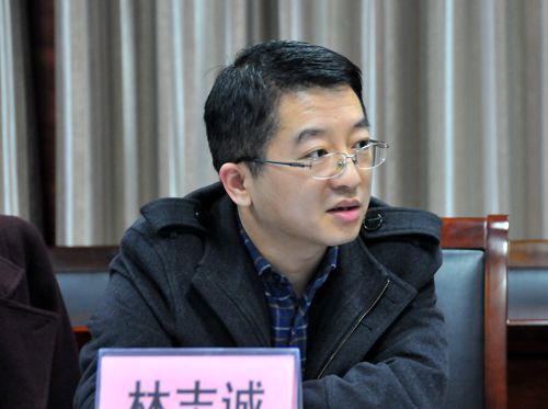 安徽365英国上市技师学院召开新校区生长建设专题论证会