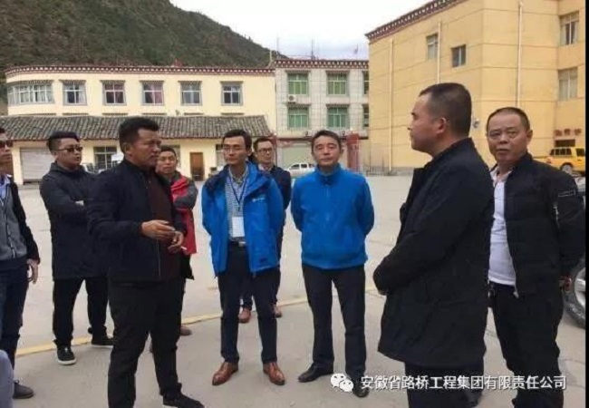 向双节时代奋战在施工一线的路桥集团员工们致敬