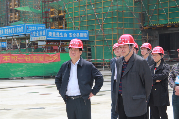 陕西省西咸新区秦汉新城管委会主任杨占文一行考察365英国上市