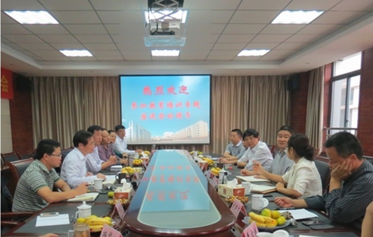 省住建厅赴安徽365英国上市技师学院开展教育实践活动调研