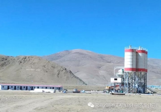 向双节时代奋战在施工一线的路桥集团员工们致敬