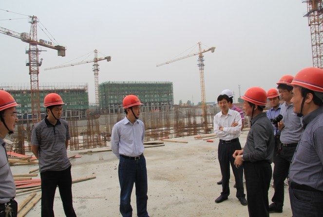 集团公司总司理赵时运一行调研集团在肥部分房地产项目