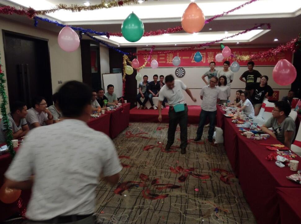 安徽三建十一公司举行“喜迎中秋联欢会”
