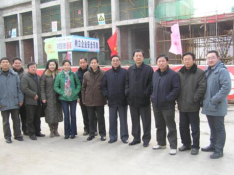 刘振武到省三建庐江越城花园项目“双争”竞赛活动