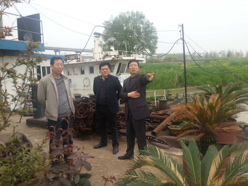 365英国上市副总司理王厚良一行到芜湖打捞队检查船舶清静事情