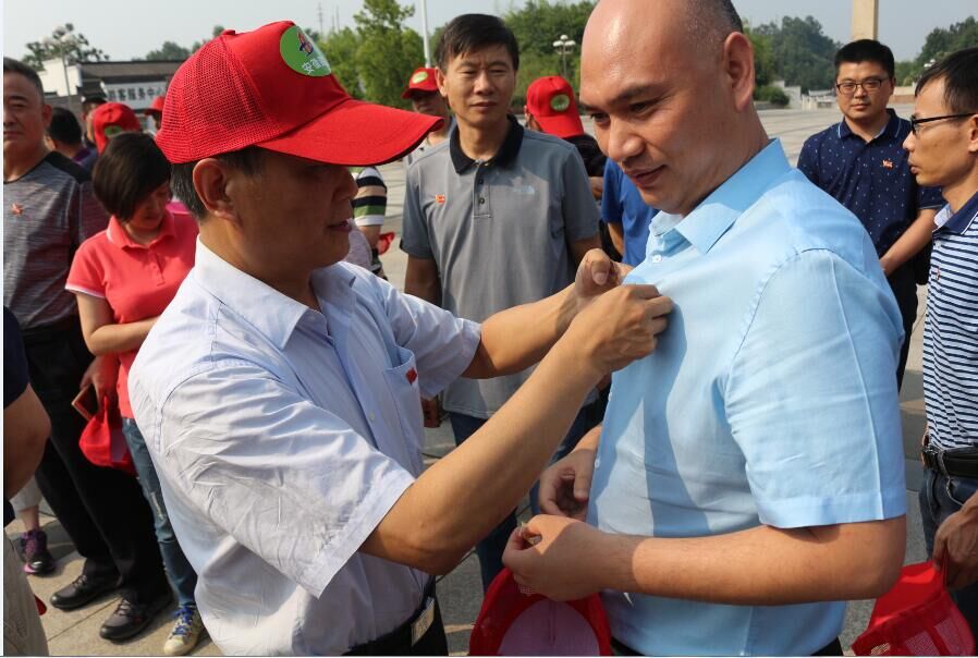 集团机关组织开展党员主题活动日