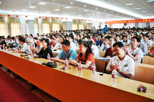 我省第一艘建设类职教航母“扬帆启航” 