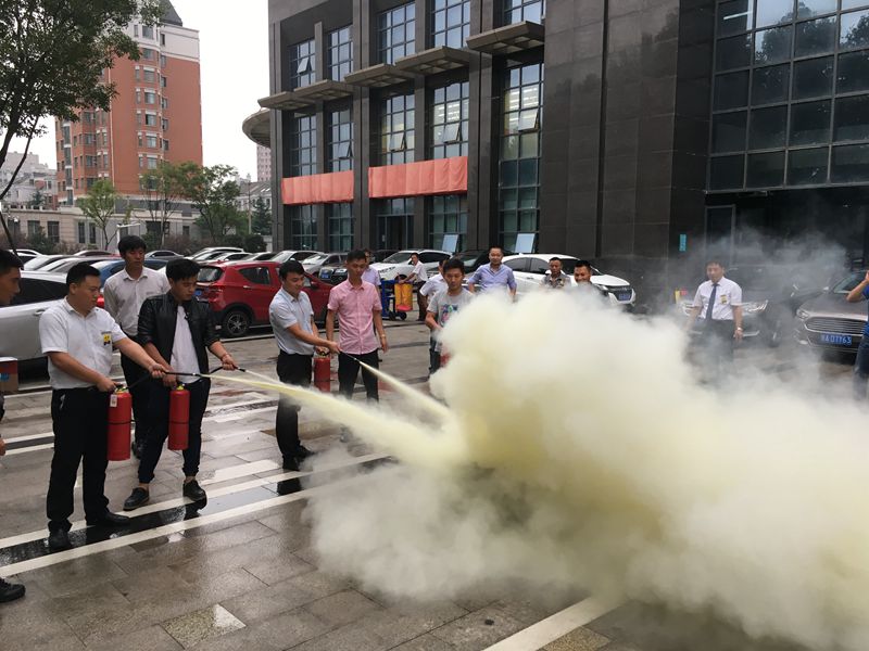 安开国际大厦义务消防队建设暨首次消防专业知识培训圆满乐成