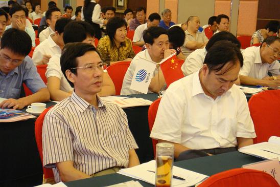集团公司党委张海平书记应邀出席“第九届21世纪中国修建企业家论坛”主题钻研会