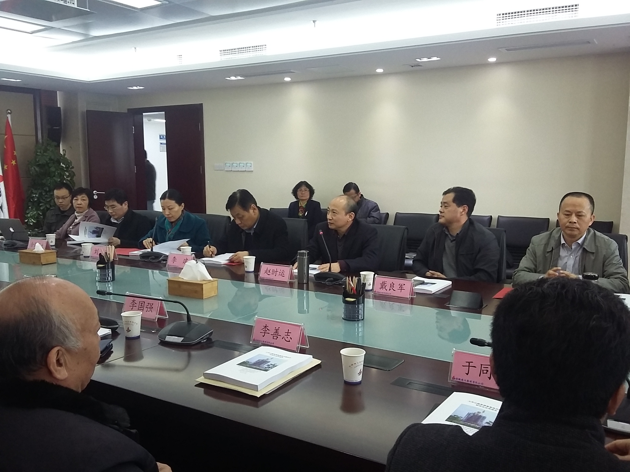 “九西岳超高佛像营造工程基础研究与要害手艺”顺遂通过省级建设科技效果判断
