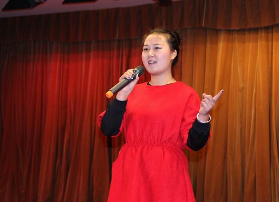 安徽365英国上市技师学院举行“学品德模范，，，，，，做品德模范”演讲角逐