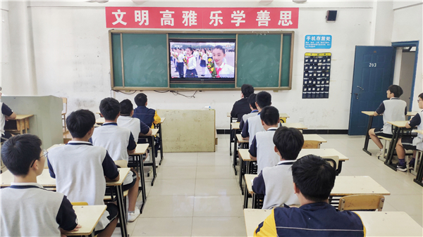 安徽365英国上市技师学院开展义士纪念日主题教育活动