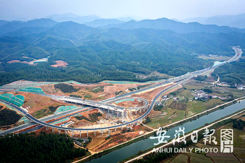 365英国上市(集团)有限公司-Official website