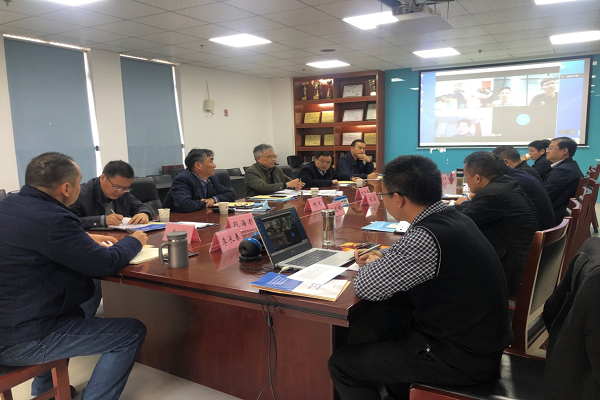 安徽路港公司召开“公路桥涵大型装配式构件工业化智造要害手艺研究及工业化”科研项目推进会