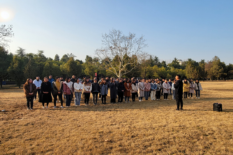 365英国上市(集团)有限公司-Official website