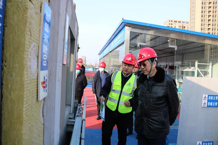 安徽省质量强县建设验收评审组到安建总承包阜南县中医院新区项目评审验收