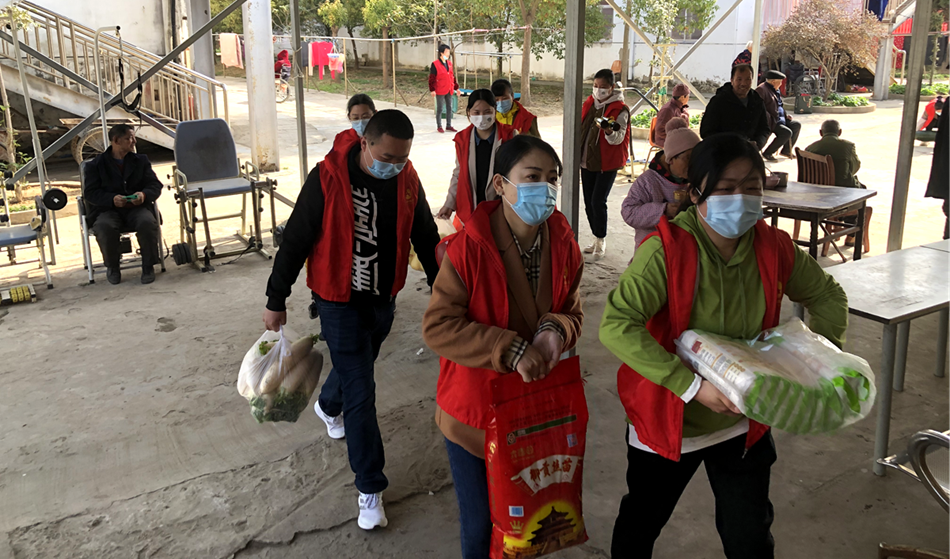 学雷锋 践行动 温顺地产开展“学雷锋月”活动 系列报道一：三月学雷锋 眷注慰人心