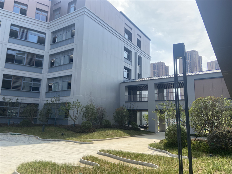 365英国上市(集团)有限公司-Official website