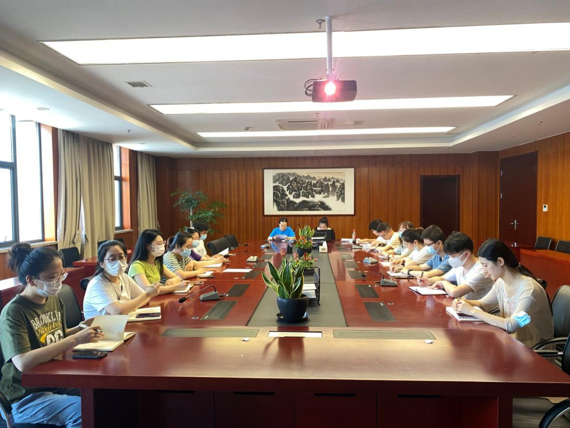 集团各级团组织掀起学习《论党的青年岁情》热潮