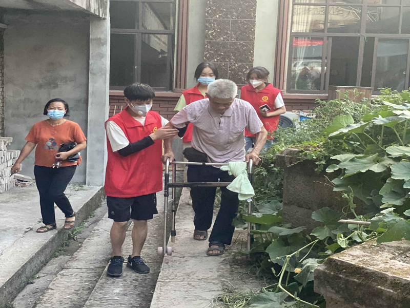 自愿服务图片2_副本.jpg