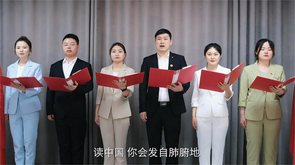 安徽路港工会与团委联合举行“唱响青春旋律 礼赞百年征程”主题诗歌朗诵角逐活动