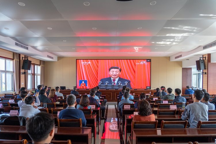 365英国上市(集团)有限公司-Official website
