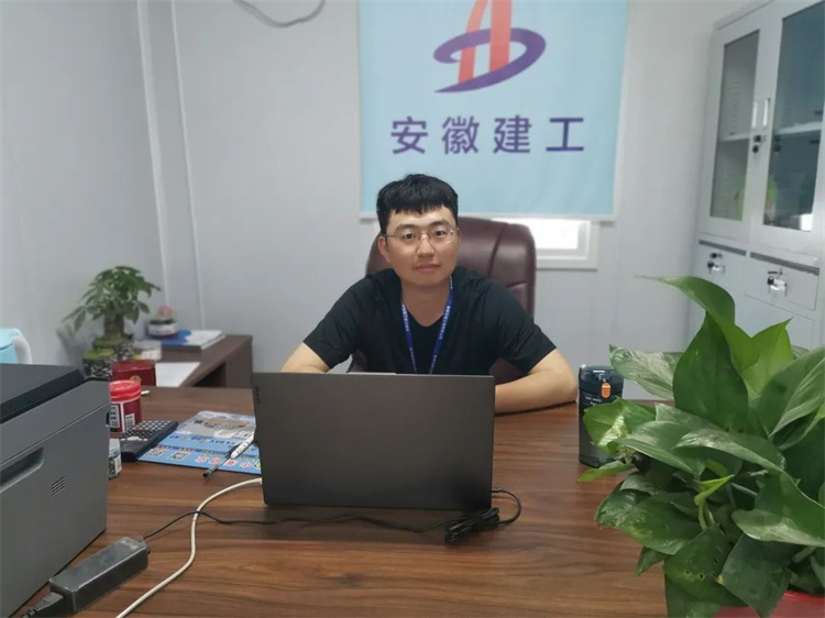 365英国上市(集团)有限公司-Official website