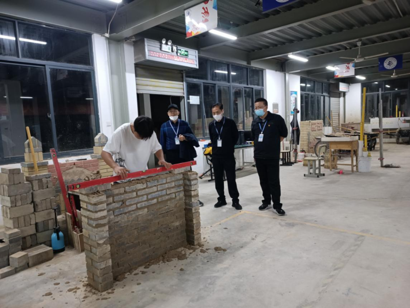 学思践悟二十大 技师学院在行动｜系列报道（七）——备战手艺大赛 提升专业水平 筑梦大国工匠