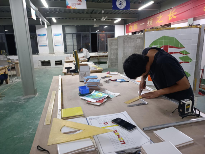 学思践悟二十大 技师学院在行动｜系列报道（七）——备战手艺大赛 提升专业水平 筑梦大国工匠