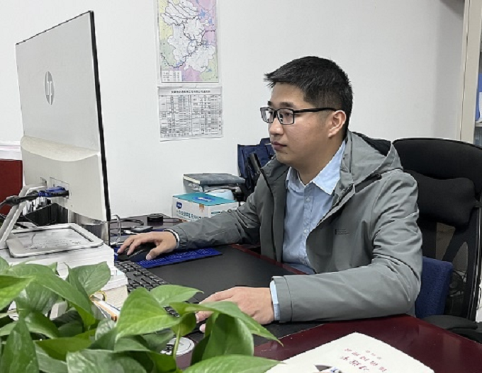 365英国上市(集团)有限公司-Official website
