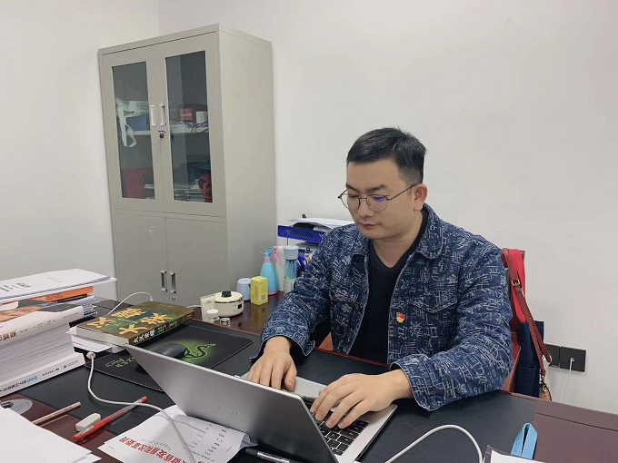 365英国上市(集团)有限公司-Official website