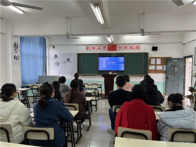 修建艺术系.jpg