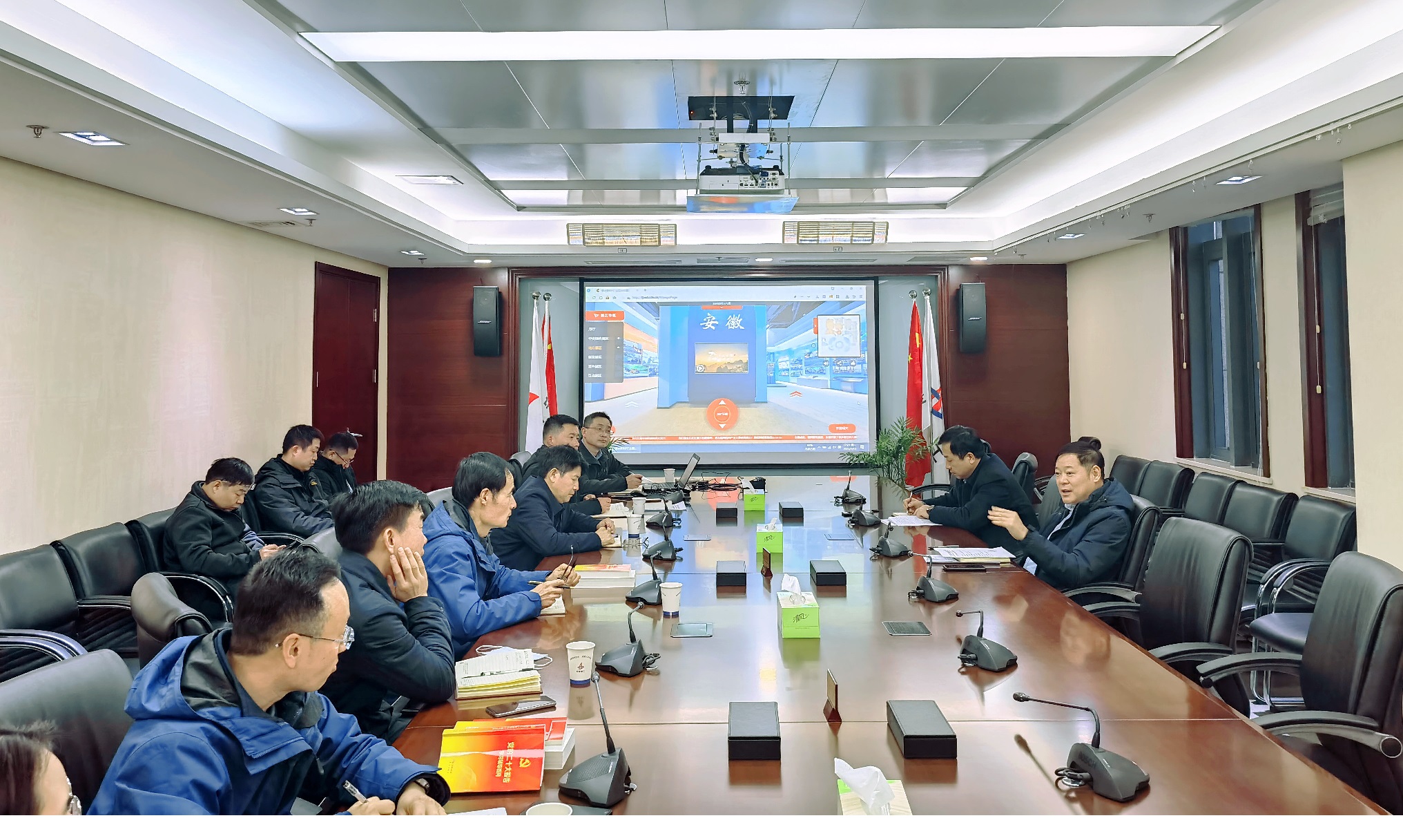 以奋进姿态  践行中国式现代化