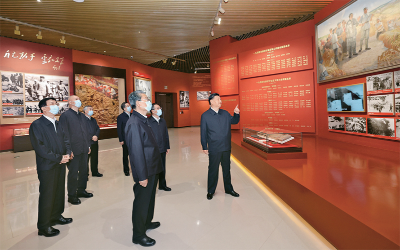 习近平：继续和发挥党的优良革命古板和作风 弘扬延安精神