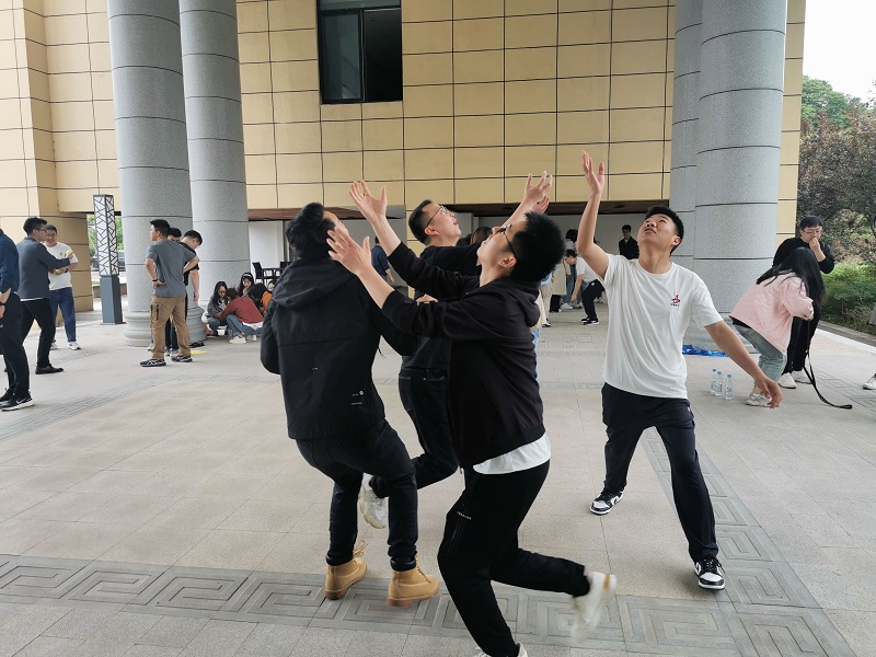 365英国上市(集团)有限公司-Official website