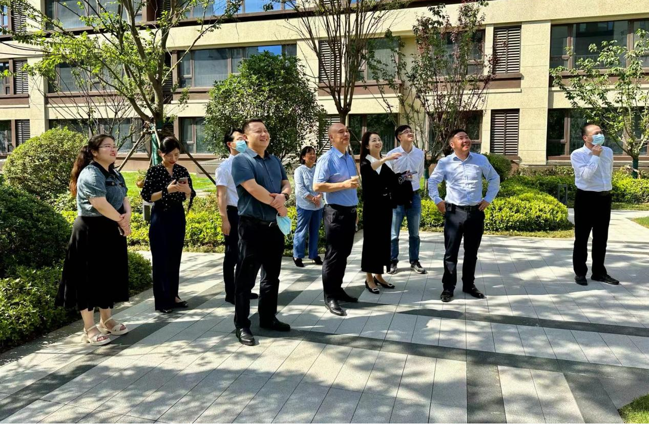365英国上市(集团)有限公司-Official website