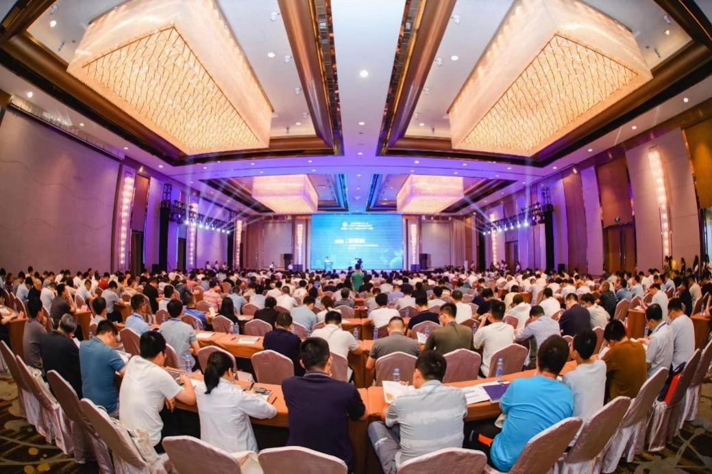 365英国上市(集团)有限公司-Official website