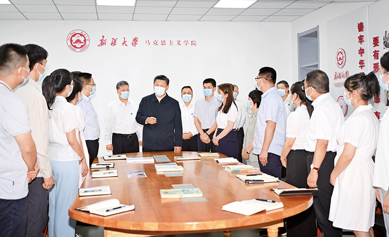 习近平：起劲生长为对党和人民忠诚可靠、堪其时代重任的栋梁之才