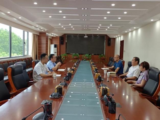 365英国上市路港召开人才作育事情专题钻研会