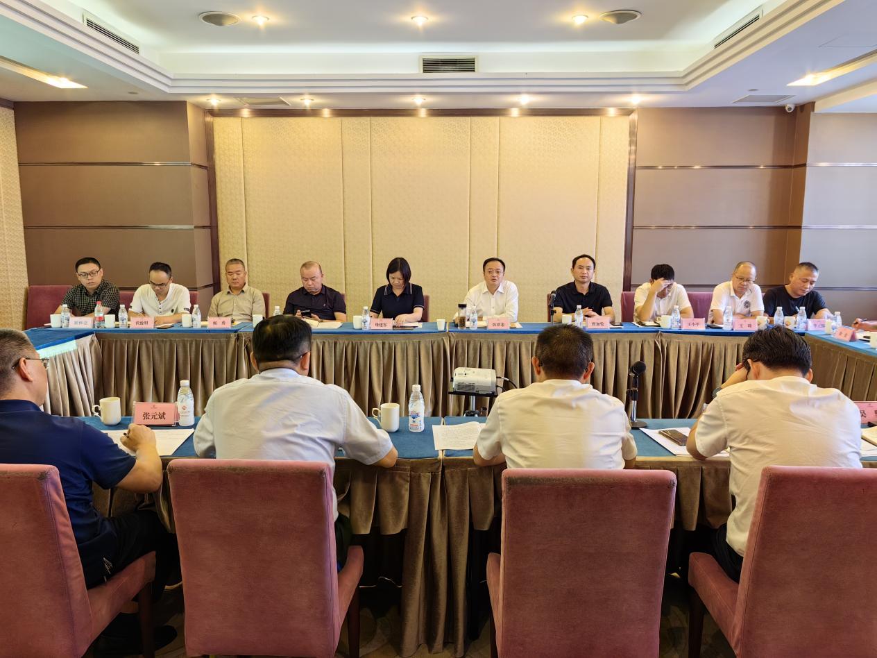 365英国上市路港党委副书记、总司理李建成加入四川省苍溪县S411线苍溪县至歧坪段PPP项目协调会并到项目公司调研指导事情