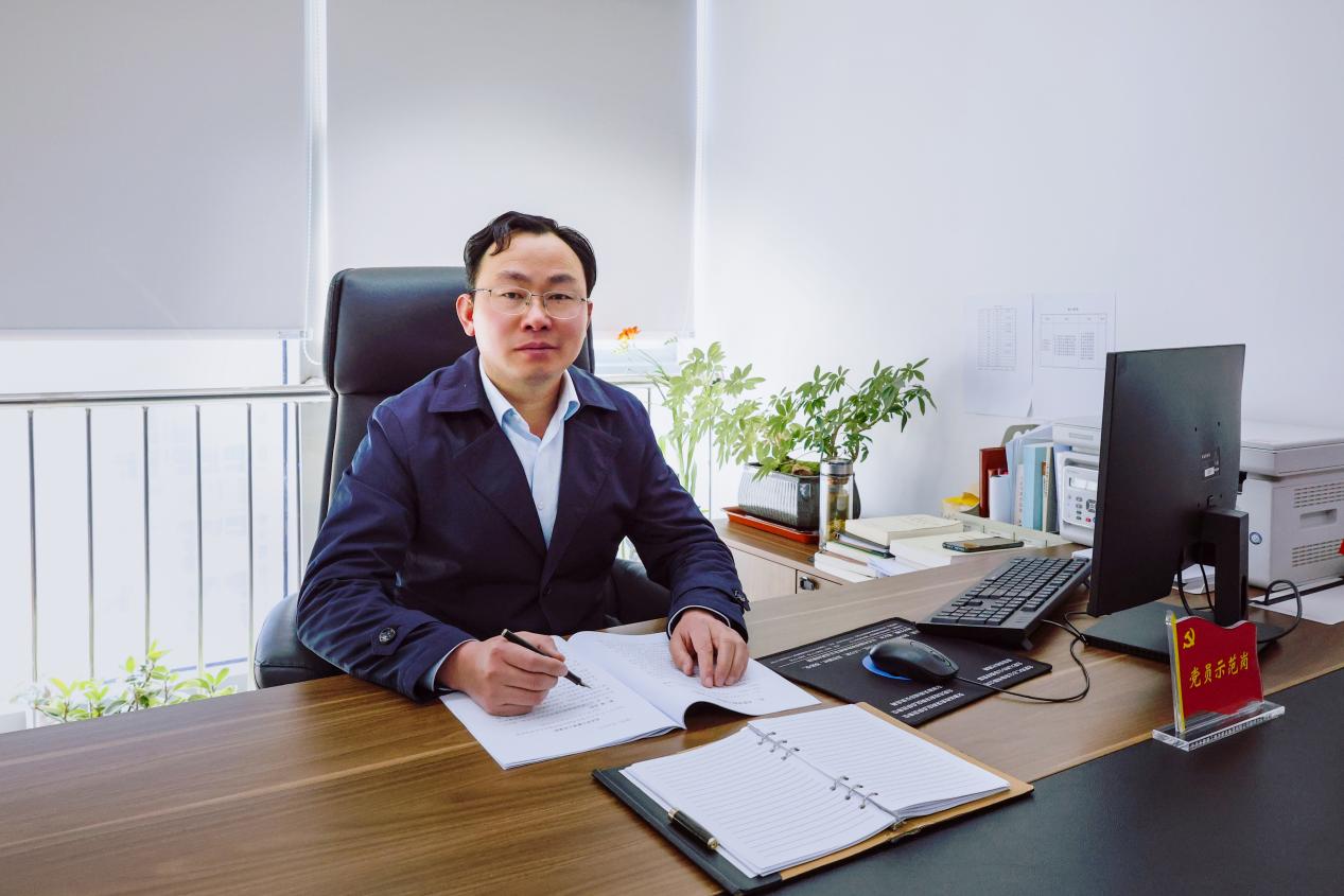 365英国上市(集团)有限公司-Official website