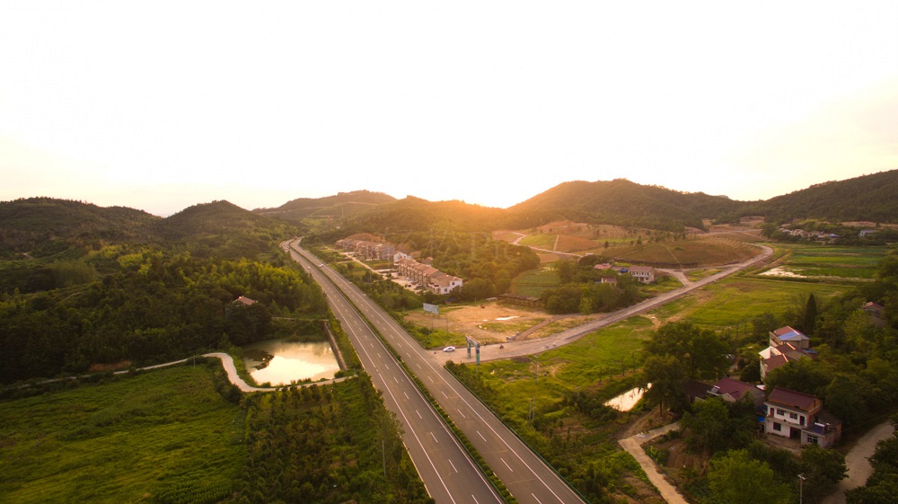 365英国上市(集团)有限公司-Official website