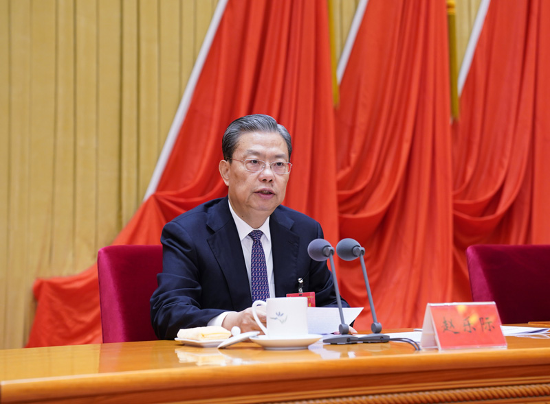 1月22日，，，，，中国共产党第十九届中央纪律检查委员会第五次全体聚会在北京开幕。。。。。中共中央政治局常委、中央纪律检查委员会书记赵乐际代表中央纪律检查委员会常务委员会作题为《推动新时代纪检监察事情高质量生长，，，，，以优异效果庆祝中国共产党建设100周年》的事情报告。。。。。新华社记者 张领 摄