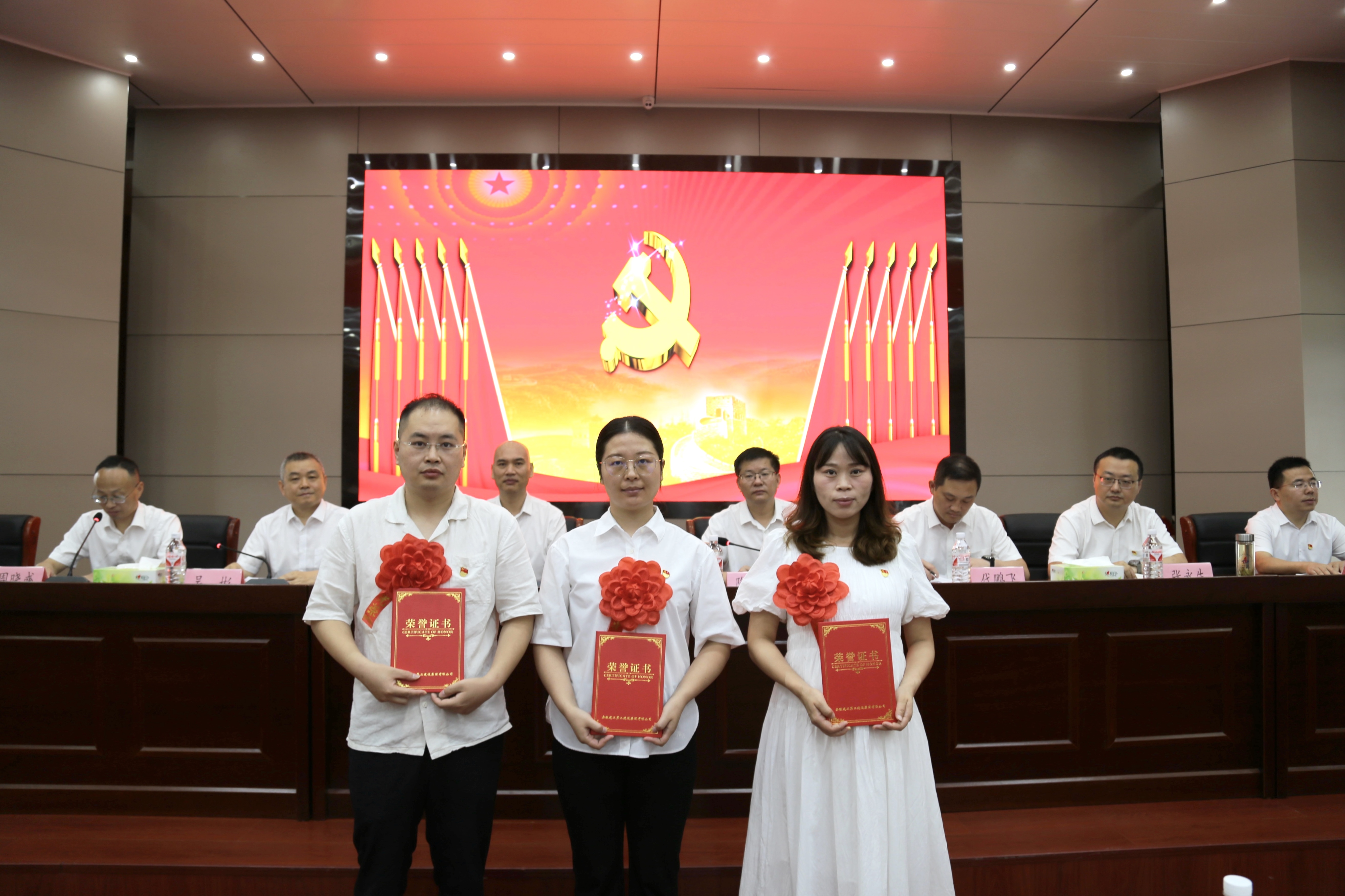365英国上市(集团)有限公司-Official website