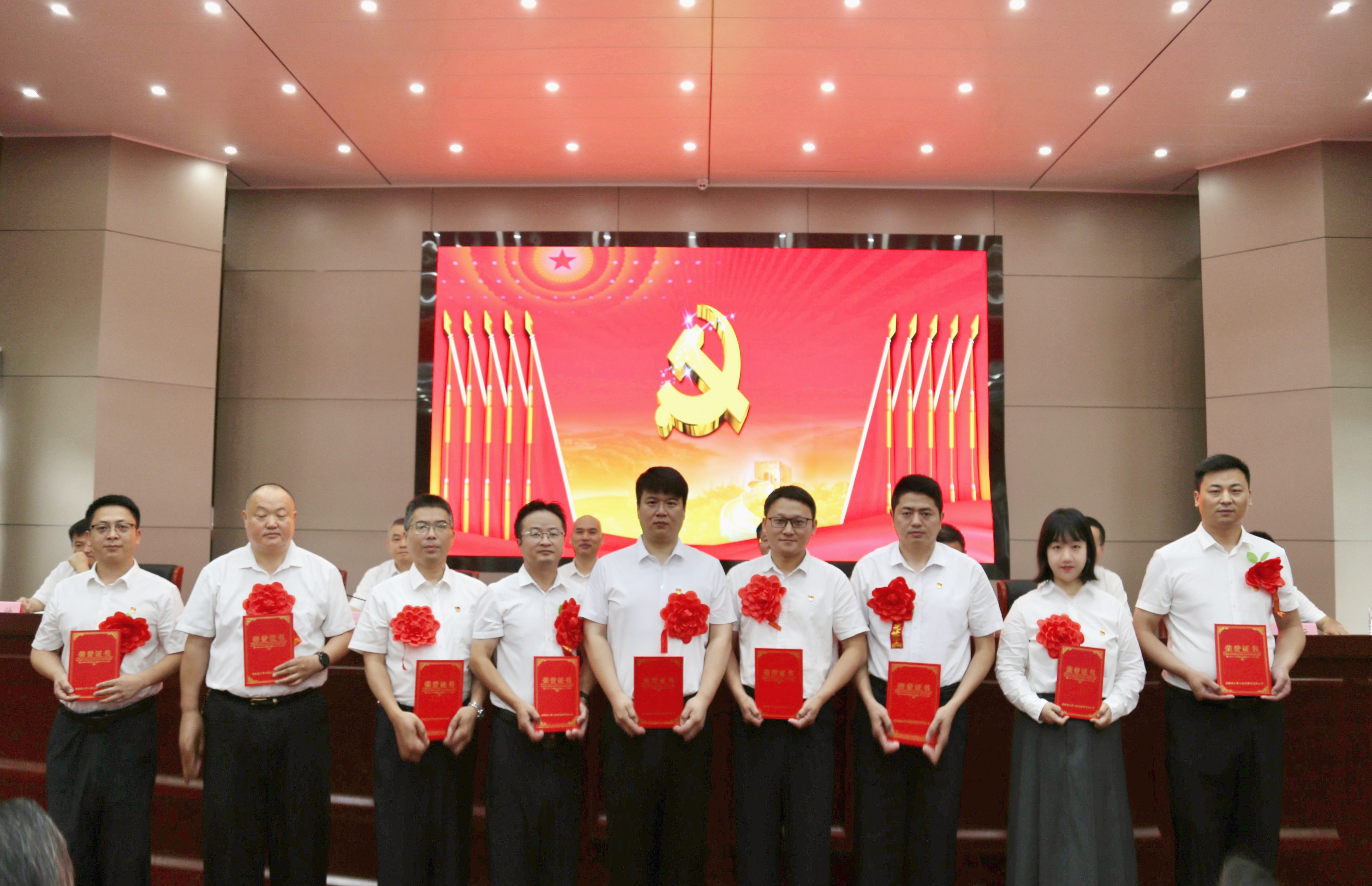 365英国上市(集团)有限公司-Official website