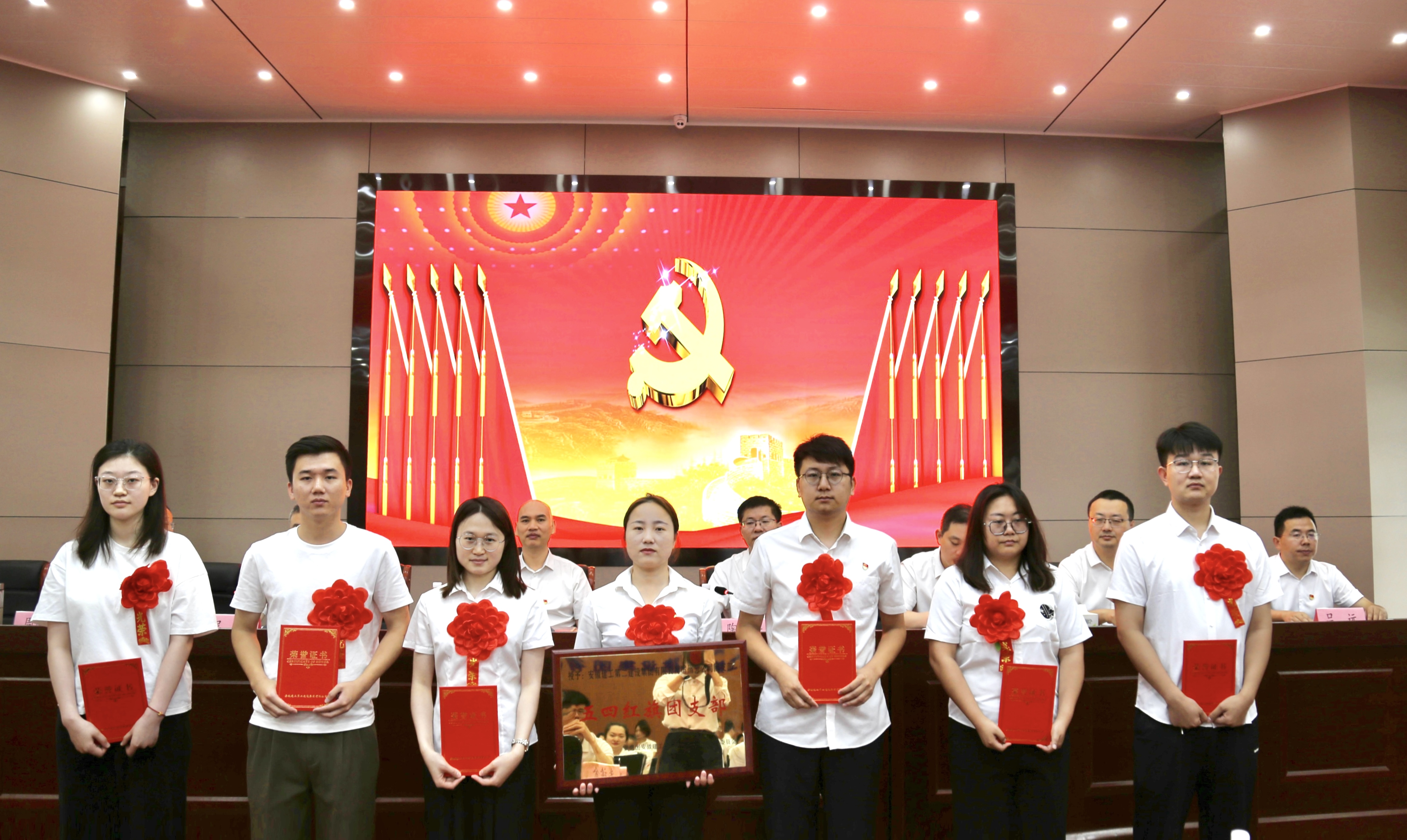 365英国上市(集团)有限公司-Official website